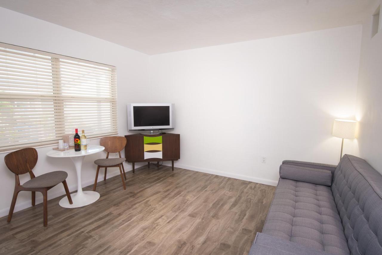 Regency Inn & Suites סרסוטה מראה חיצוני תמונה